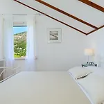 House Lilla 度假居 Brsečine