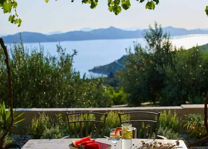 House Lilla Holiday home